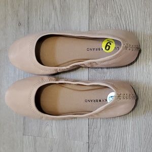 Women's ballet flats